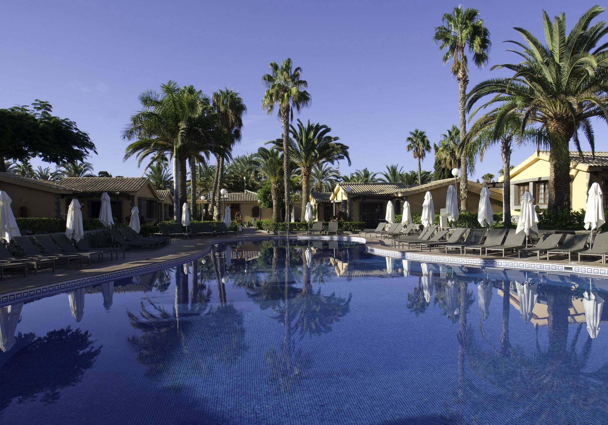 Hotel By Dunas 4*